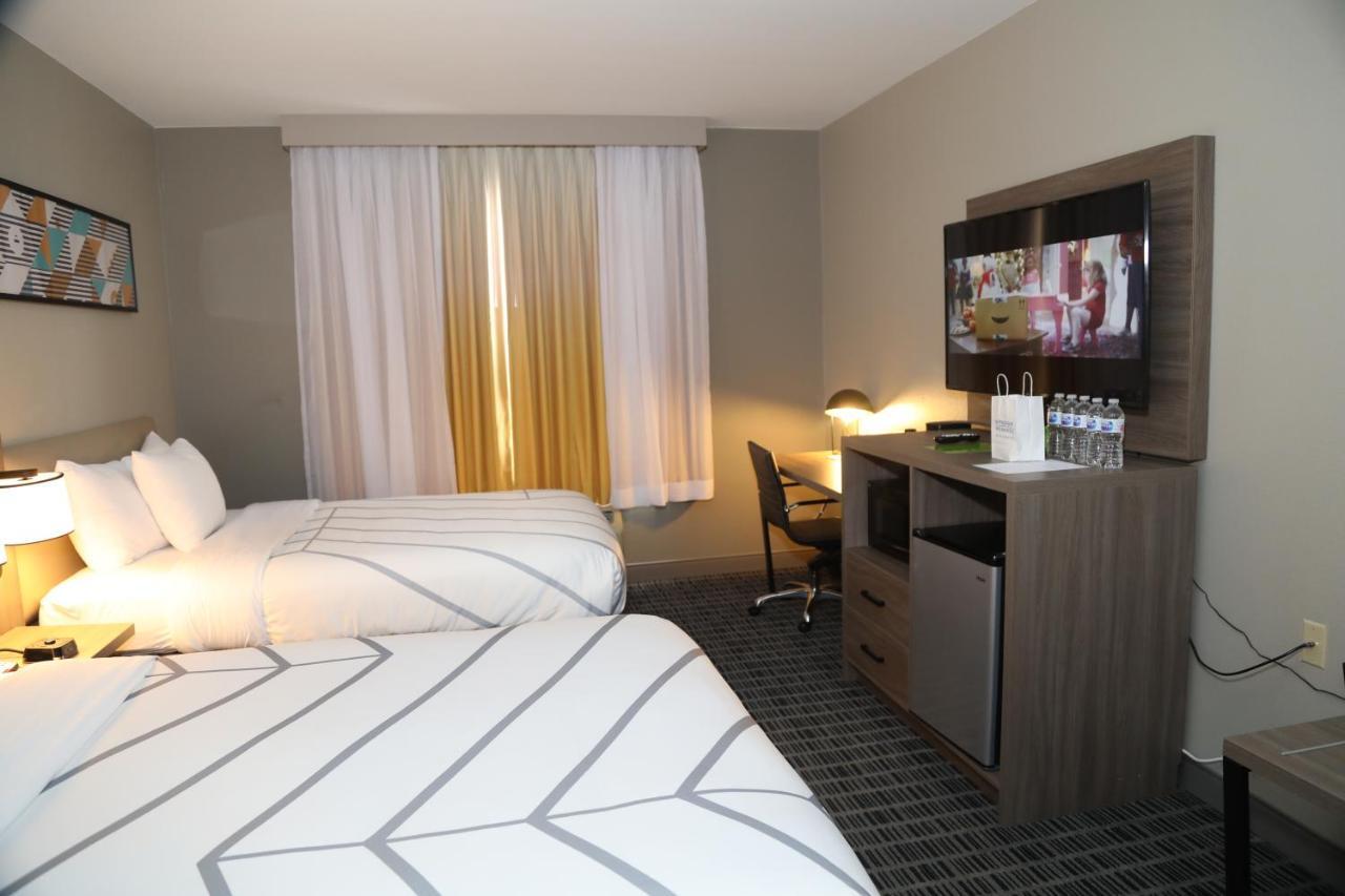 La Quinta By Wyndham Montgomery Ngoại thất bức ảnh