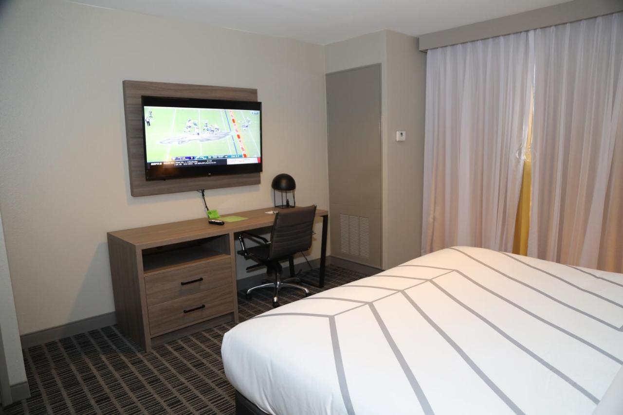 La Quinta By Wyndham Montgomery Ngoại thất bức ảnh